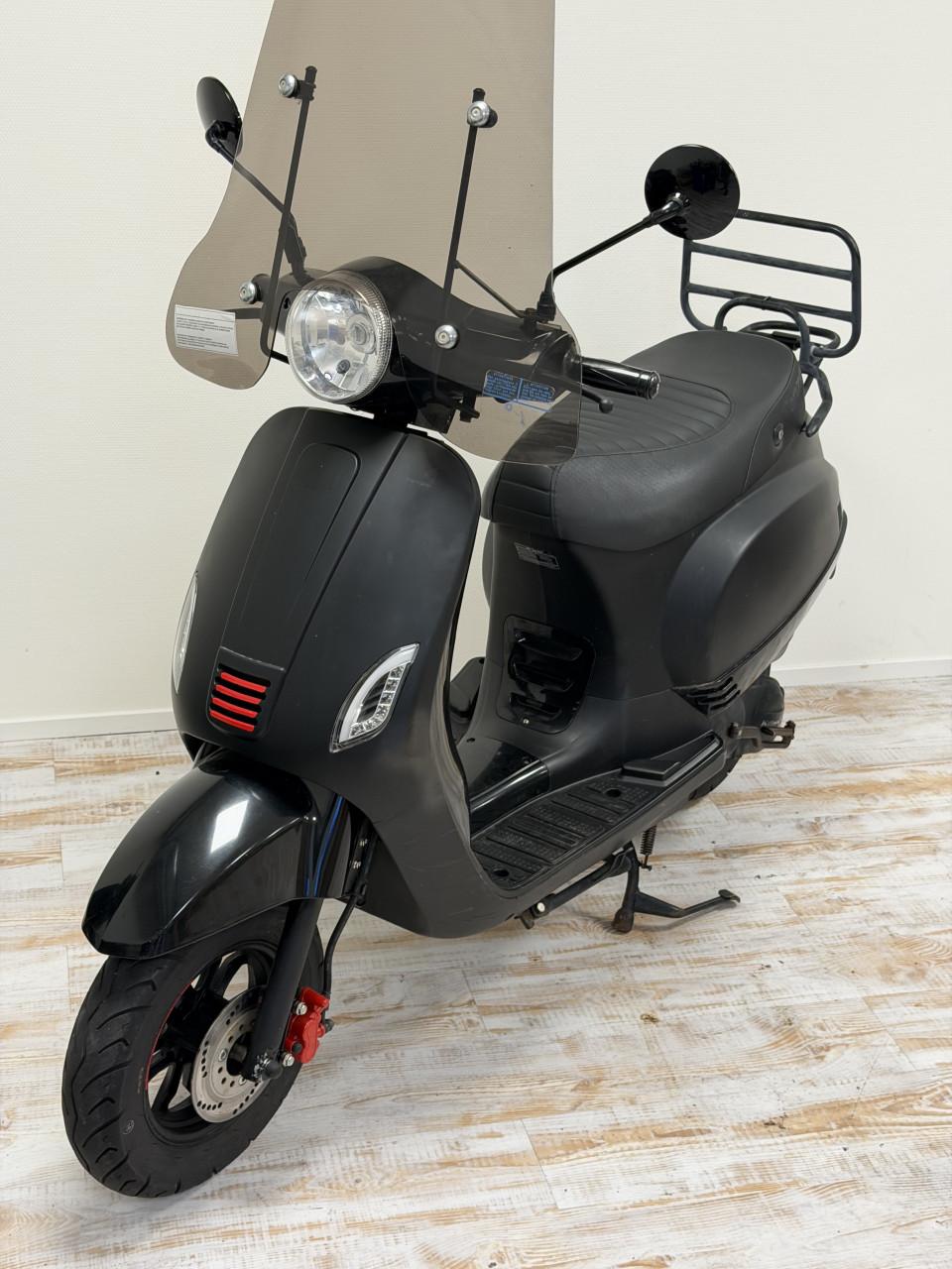 Killerbee Scooter 2020 Injectie E4 onderhoud gehad 4-takt