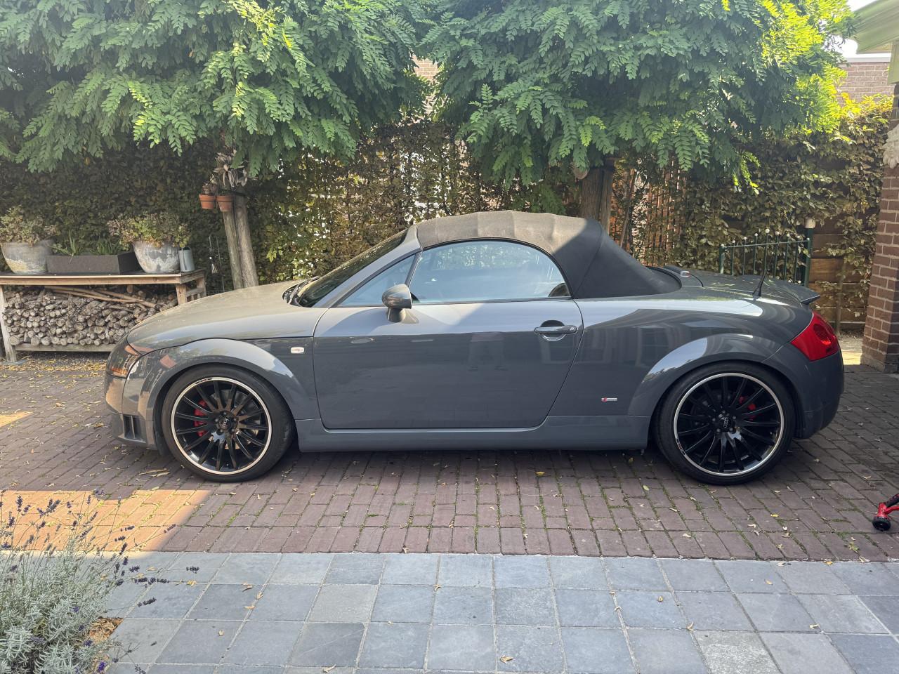 Audi TT cabrio