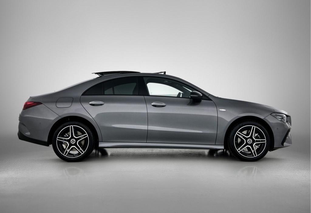 Mercedes-Benz Cla 250 e business solution amg | nightpakket | smartphone in