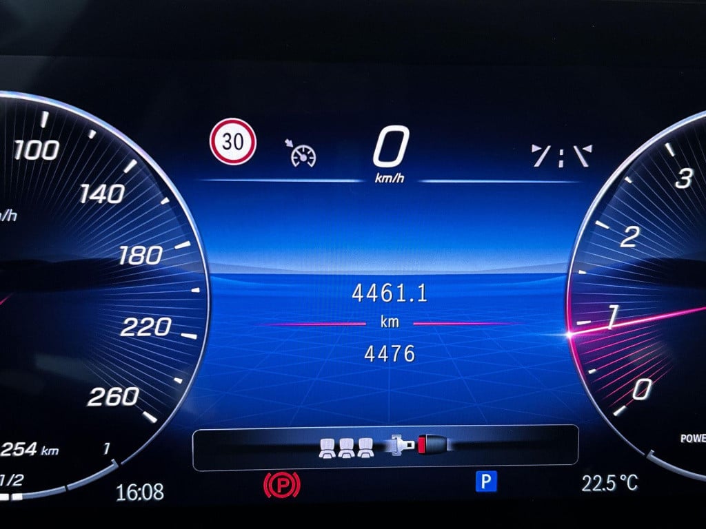 Mercedes-Benz C-Klasse estate 180 amg line | unieke km stand | automaat | n