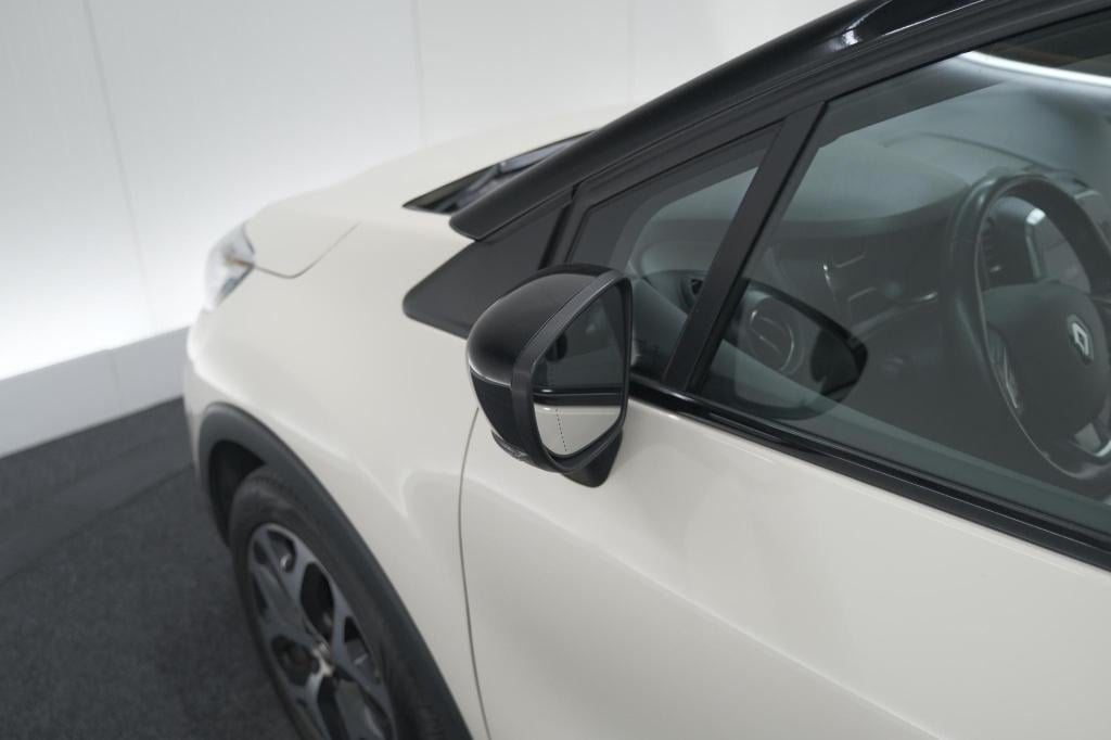 Renault Captur tce 120 edc intens | camera | dodehoekdetectie | navigatie |