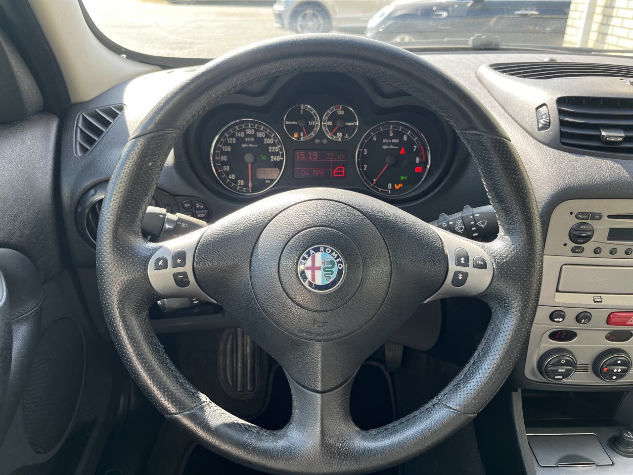 Alfa Romeo 147 1.6 T.Spark LEER,AIRCOBOEKJES