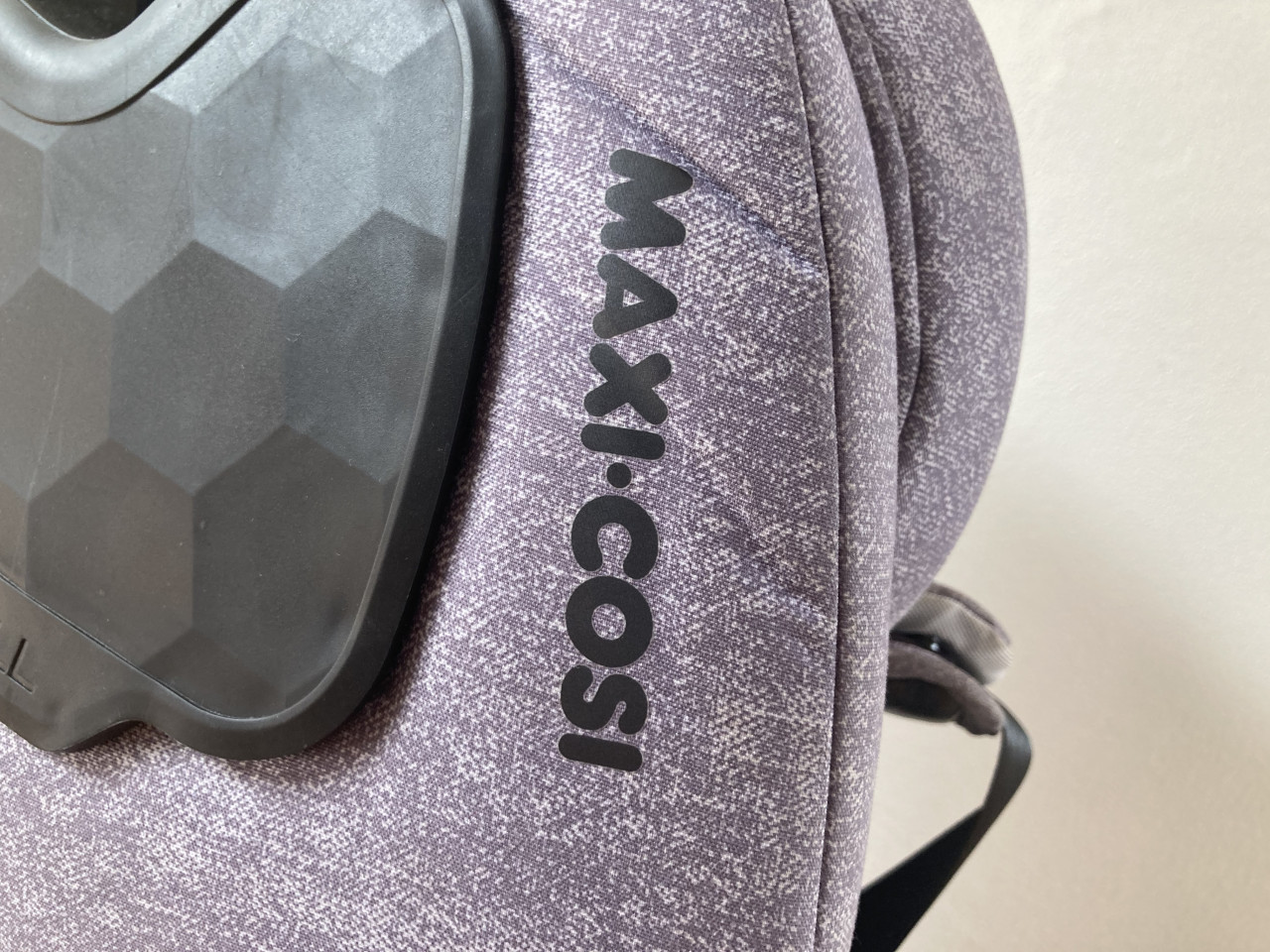 Maxi Cosi Titan Pro kinderstoel grijs