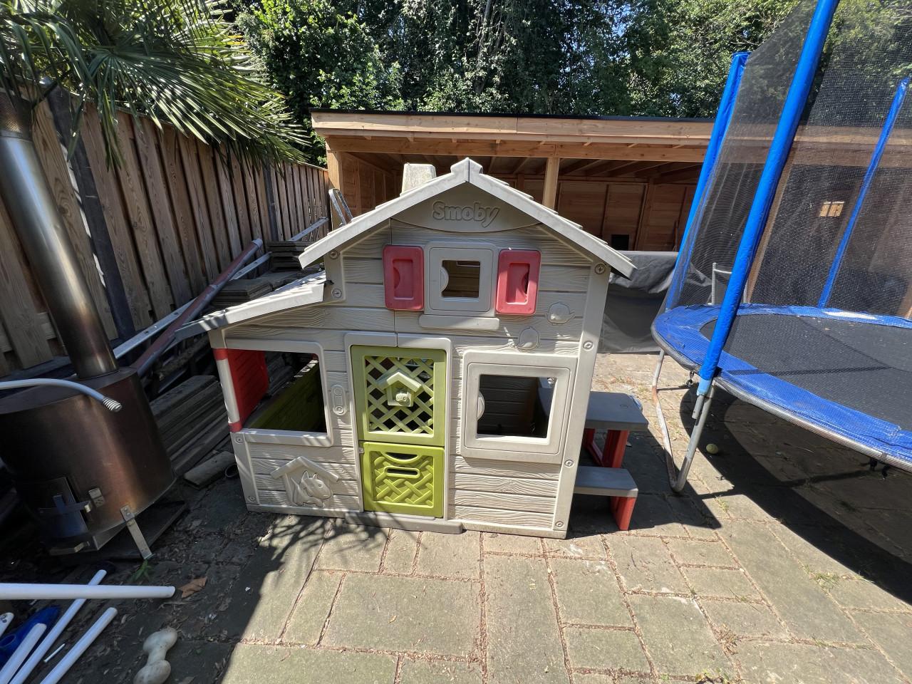 Speelgoed huisje