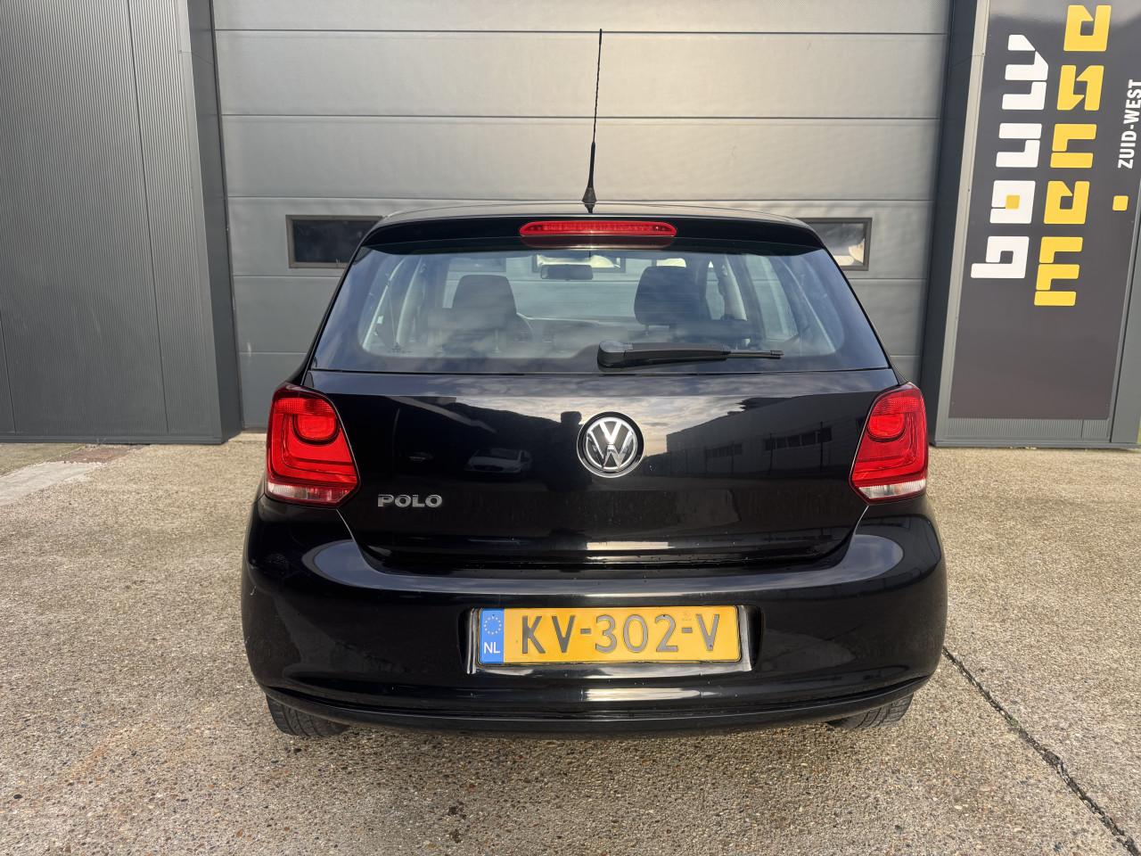 Volkswagen Polo 1.2 6V 44KW 5DRS 2010 Zwart Airco Apk Navi
