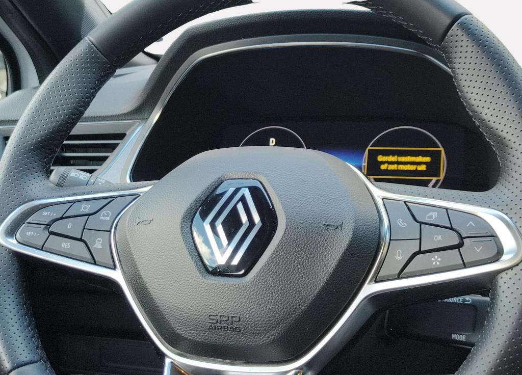 Renault Captur 1.6 e-tech full hybrid 145 techno