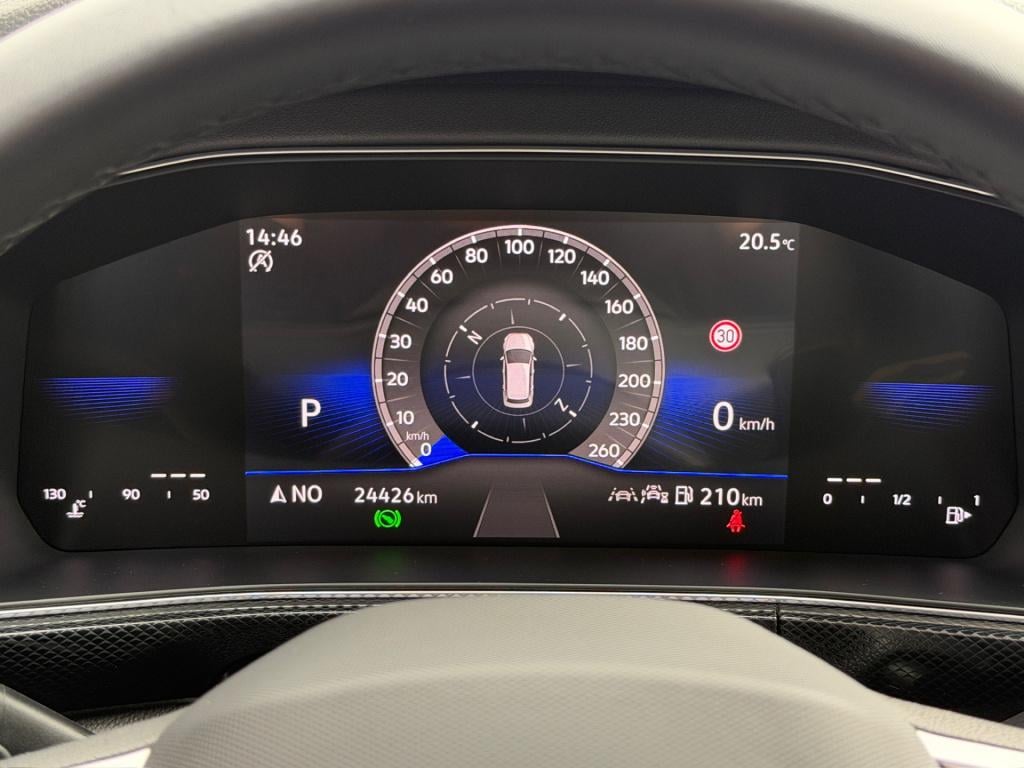 Volkswagen T-cross 1.5 tsi 150pk dsg r-line | camera | trekhaak | navi | iq