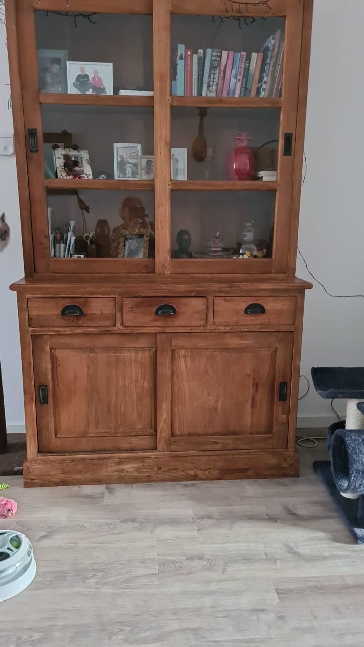 Teak houten kast