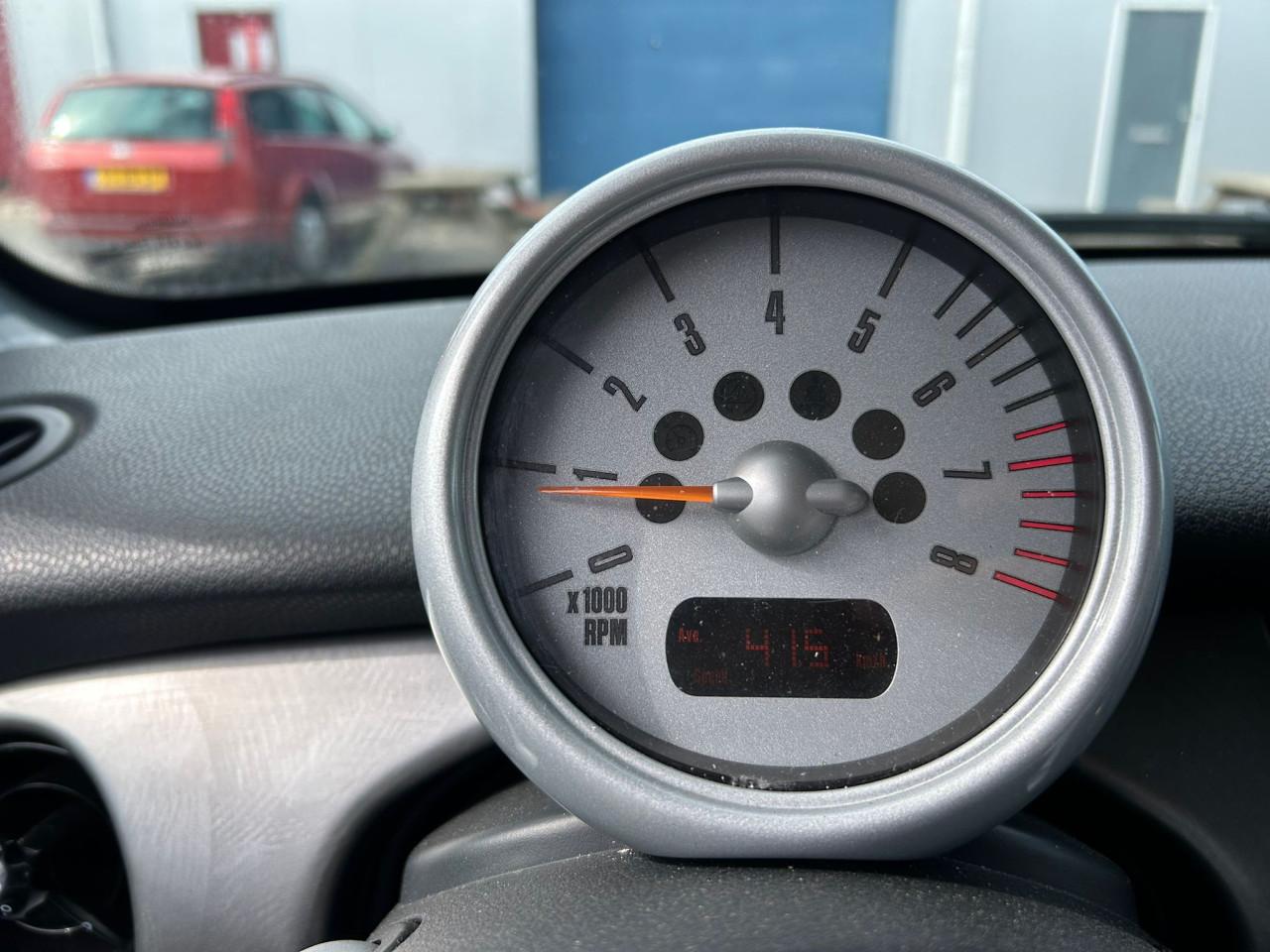Mini 3-Deurs 1.6 Cooper S Chili Automaat/JCW Pakket/17" LM/Xenon/Lange APK