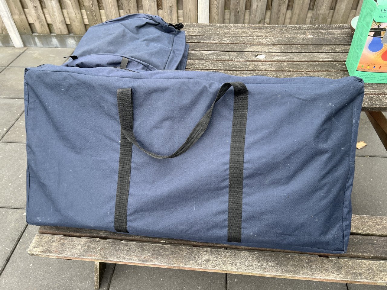 Kampeer keuken van het merk base camp nieuwprijs €99,-