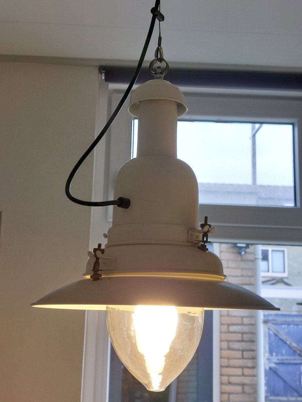 "SCHEEPSLAMP"