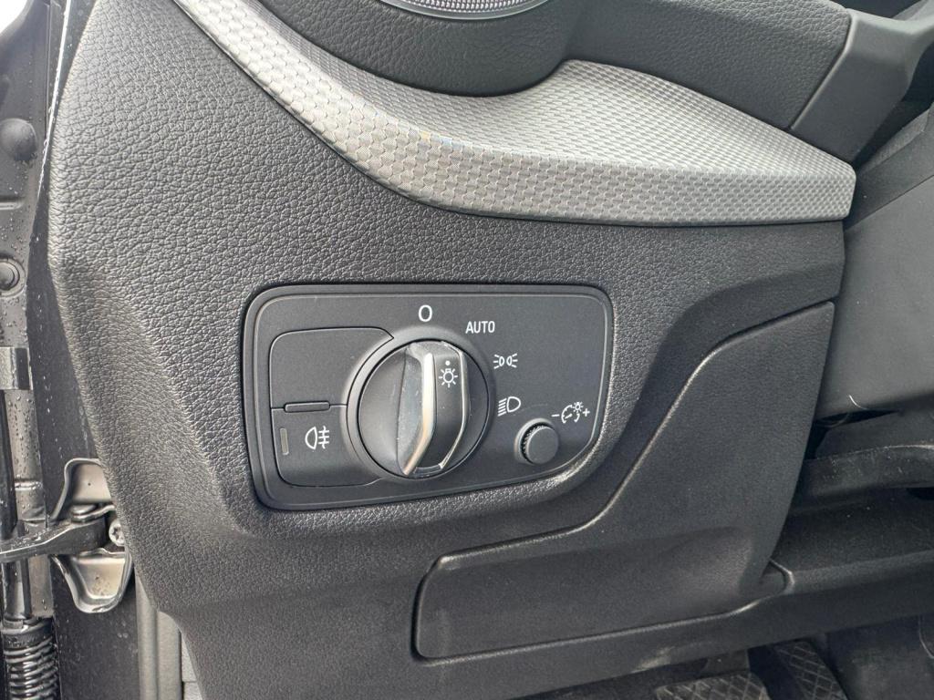 Audi Q2 35 tfsi s edition