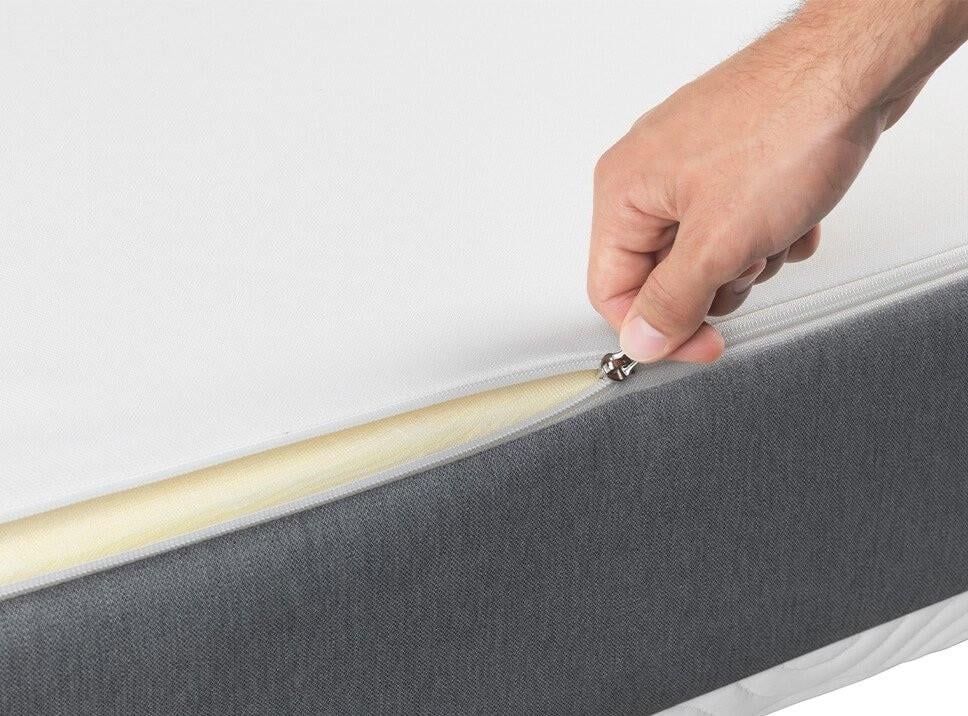 2 Tempur One Medium matrassen 90 x 200 in prima staat