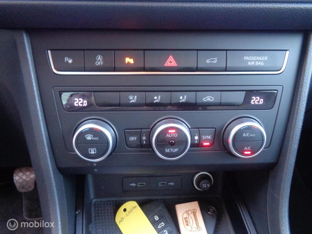Seat Ateca 1.0 tsi style business intense/airco/led/lm velgen/apple carplay