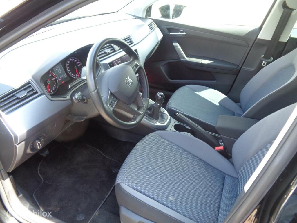 Seat Arona 1.0 tsi style business/airco/ecc/lm velgen/1st eig/pdc/navi/carp