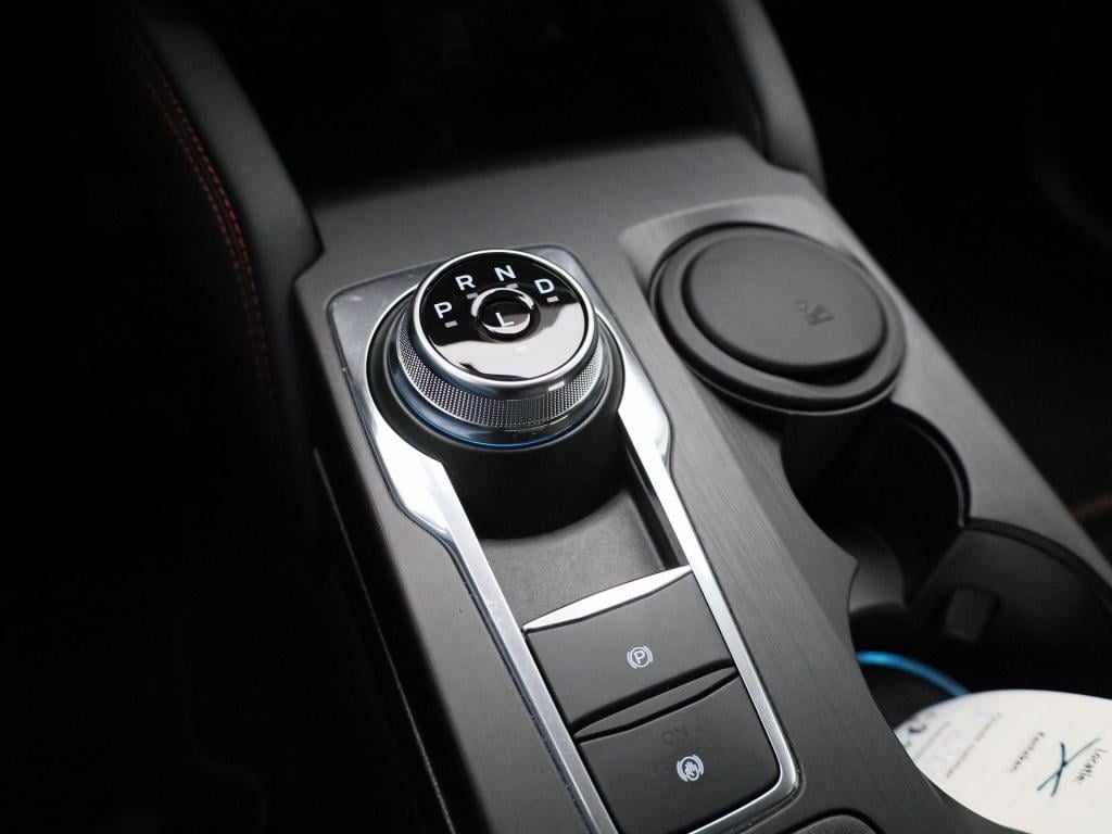 Ford Kuga st-line | climate control | cruise control | head-up display | ac