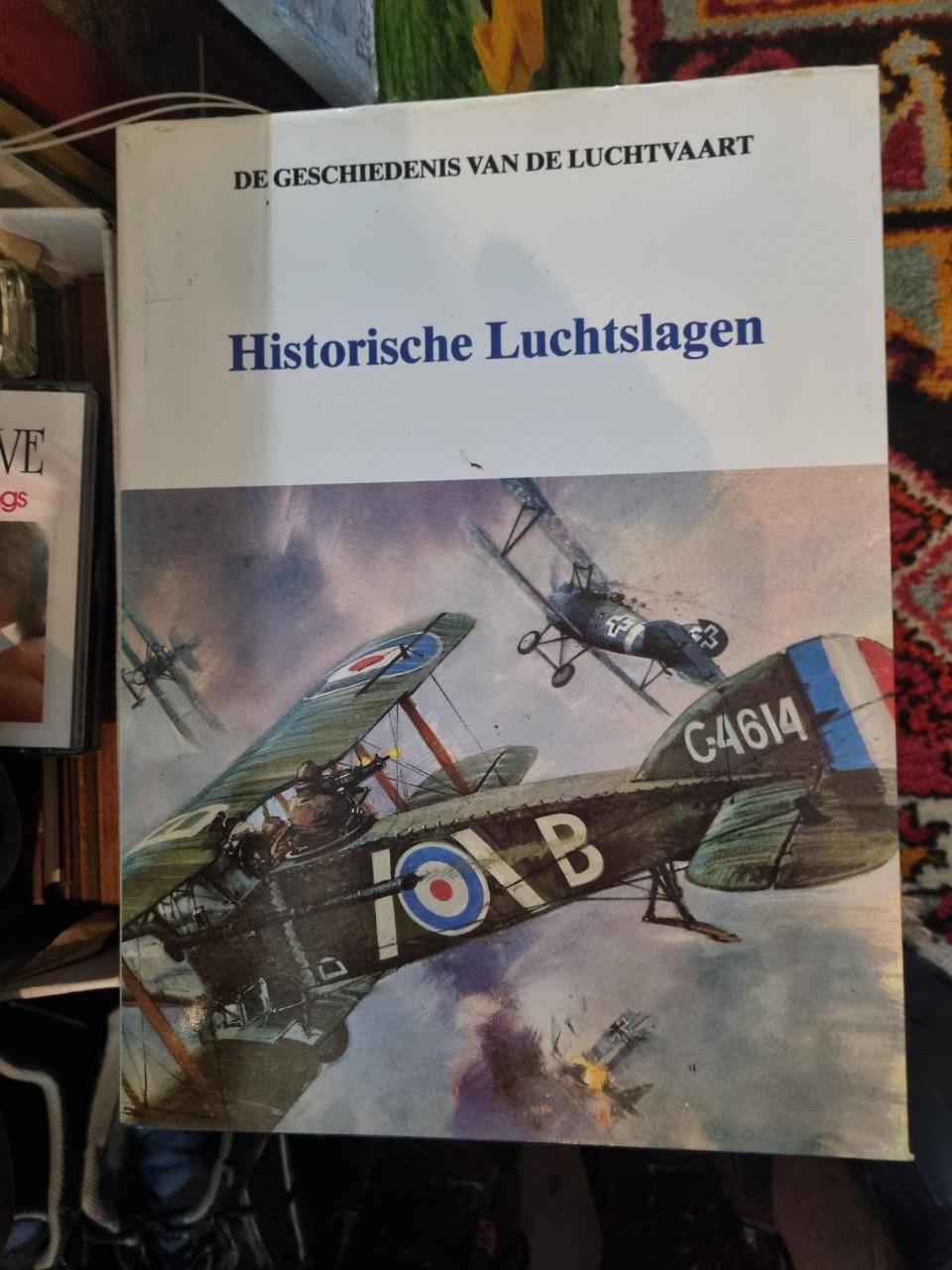 15 x Kookboeken & 8 stuks WO-2 & Sleepvaart...10 x & Luchtvaart 20 x