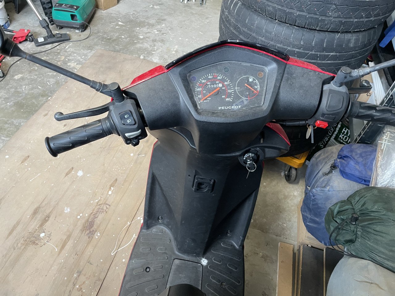 Snorfiets Peugeot Kisbee 50