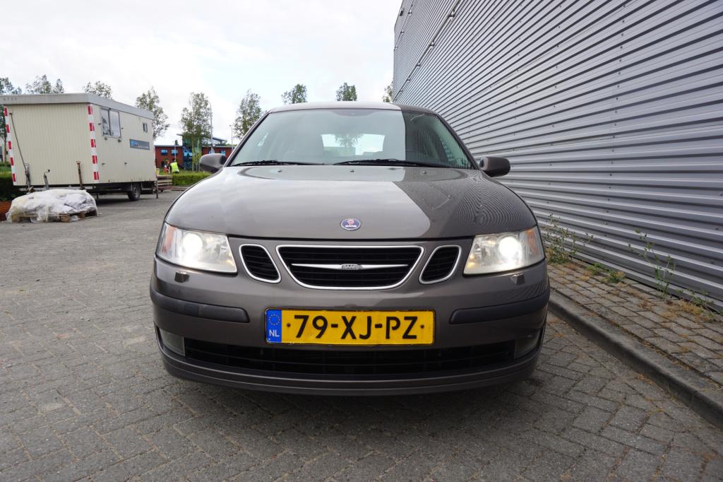Saab 9-3 sport estate 1.8 vector airco / navi / cruise / stoelverw. / elekt