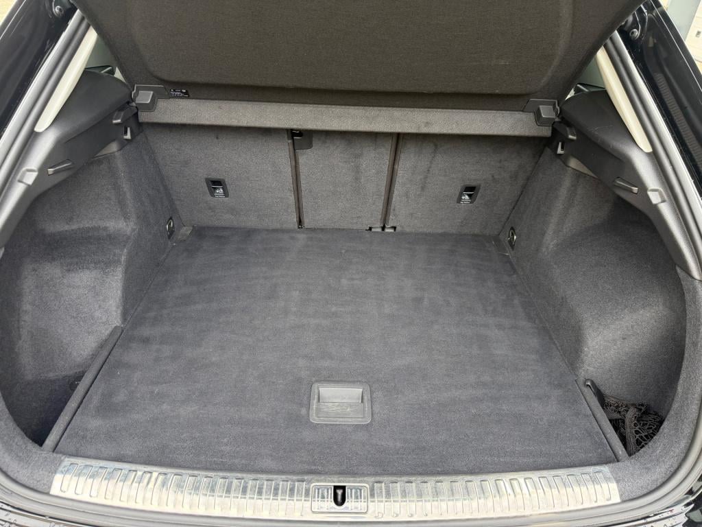 Audi Q3 35 tfsi pro line s 150pk