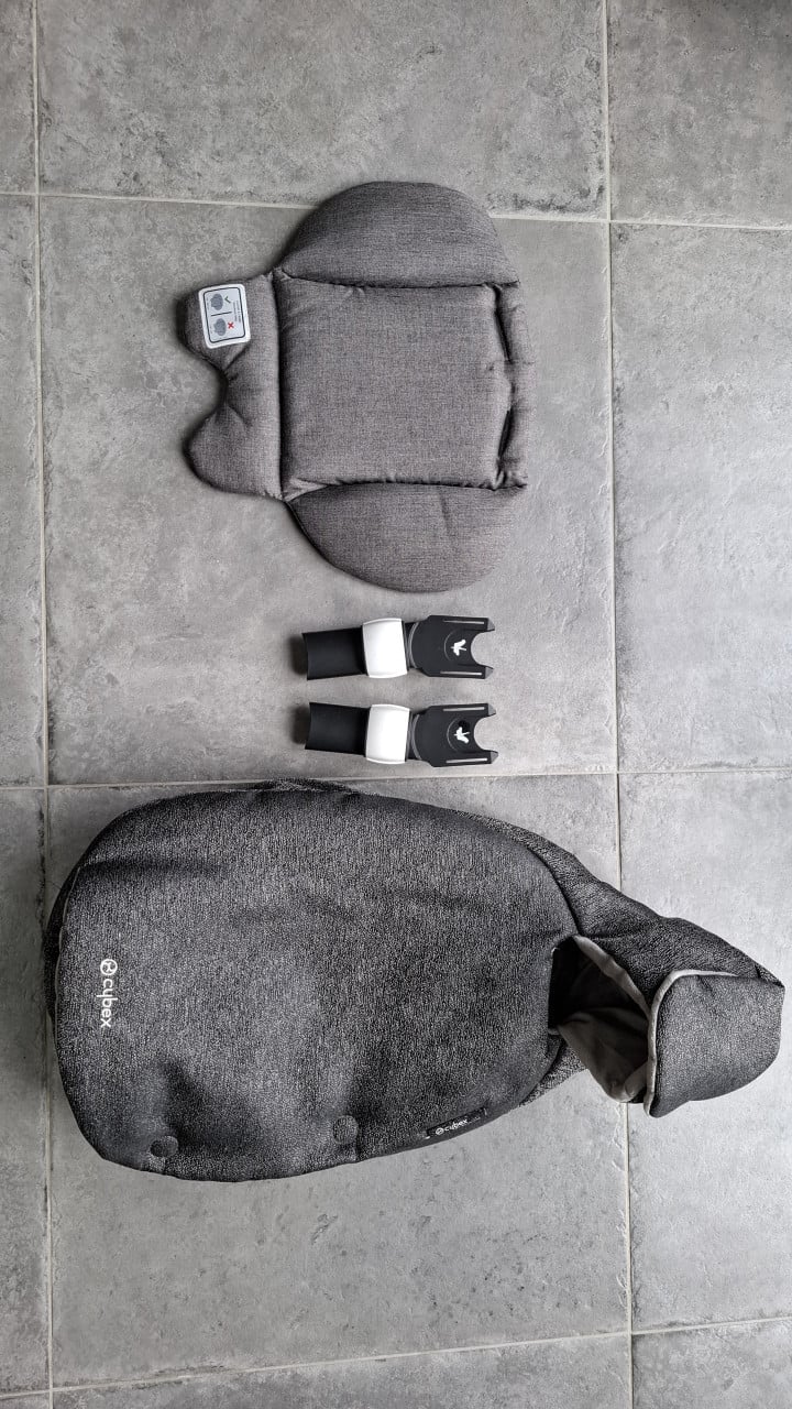 Cybex Cloud Z + Platinum Z voetenzak + Base Z + Adapters