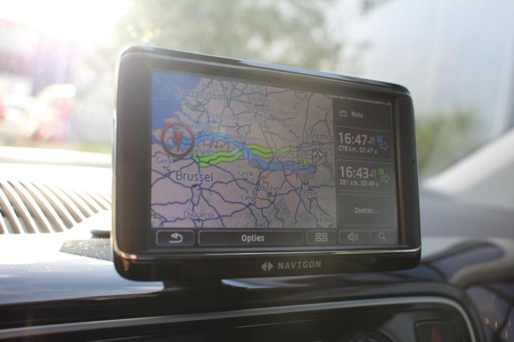 Volkswagen UP! 1.0 black-edition - panoramadak - leer - leder - cruise cont