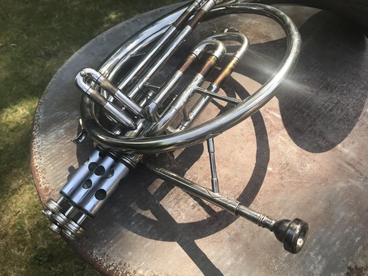 Franse hoorn ANTOINE COURTOIS PARIS