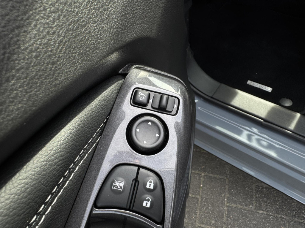 Nissan Juke 1.6 hybrid n-connecta parking pack