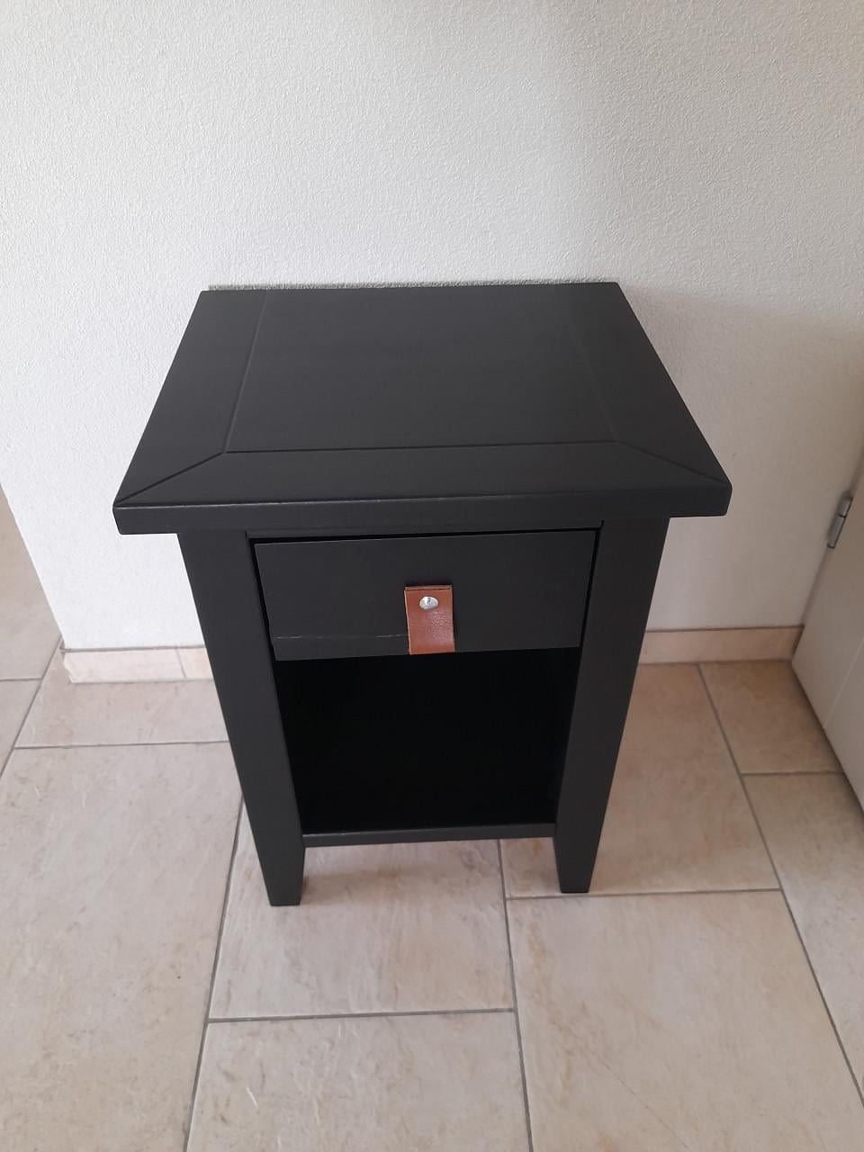 Leuk nachtkastje (in goede staat)