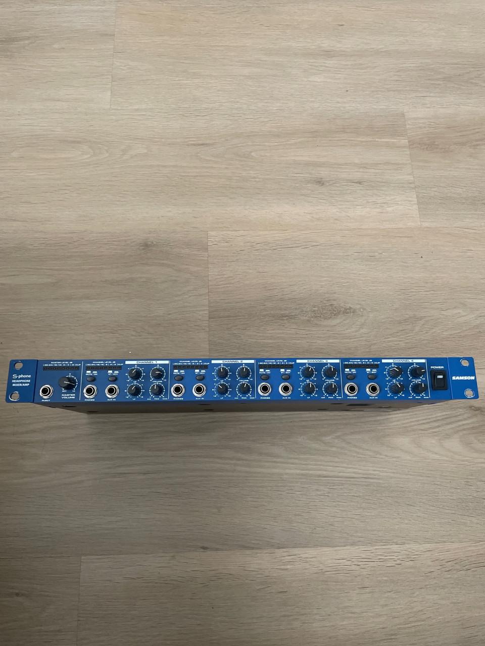 Koptelefoon Mixer/amp