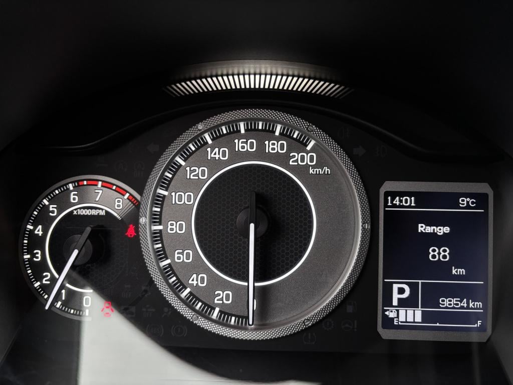 Suzuki Ignis automaat style 1.2 smart hybrid/allseason banden