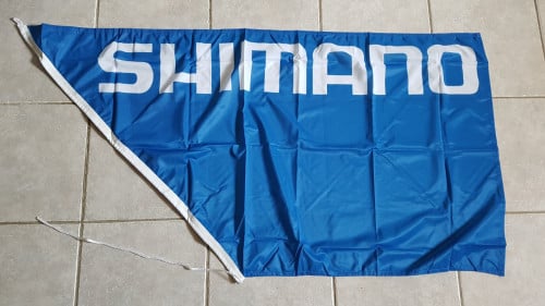 Nog 2 Dam en/of 1 Shimano vlag voor je Mancave .