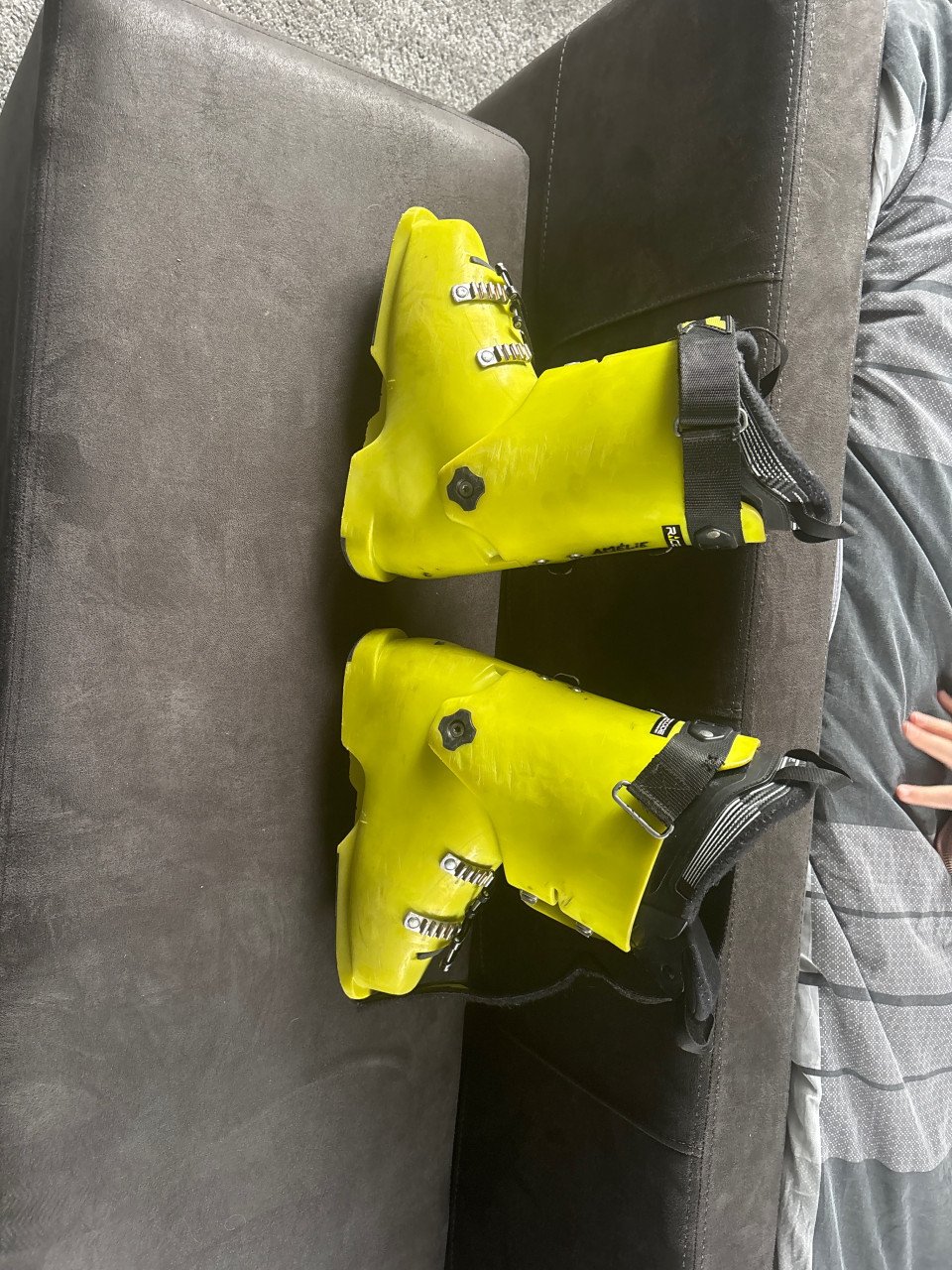 Skischoenen maat 37