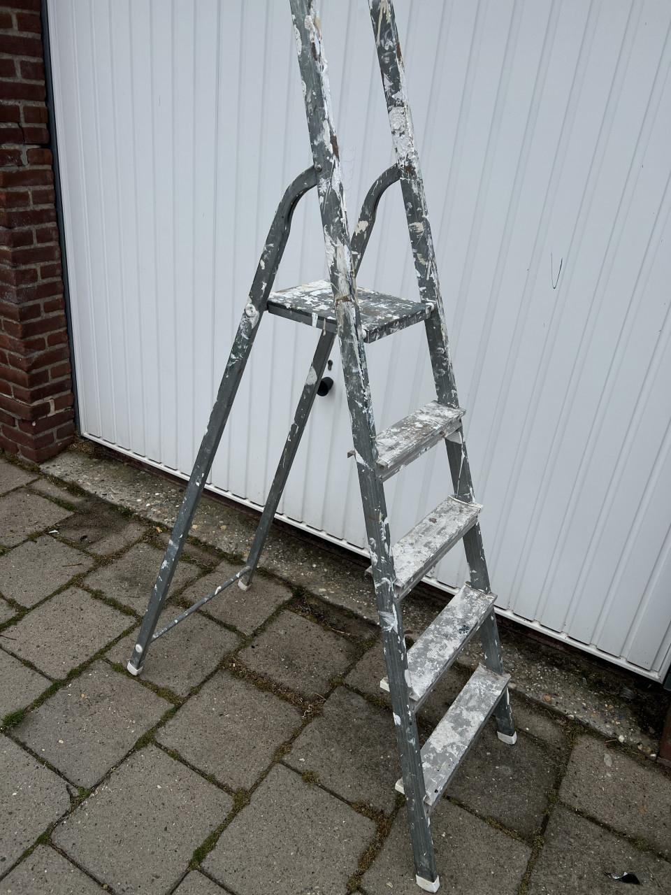 KlusTrap huishoudelijke trap aluminium trap van prima kwaliteit