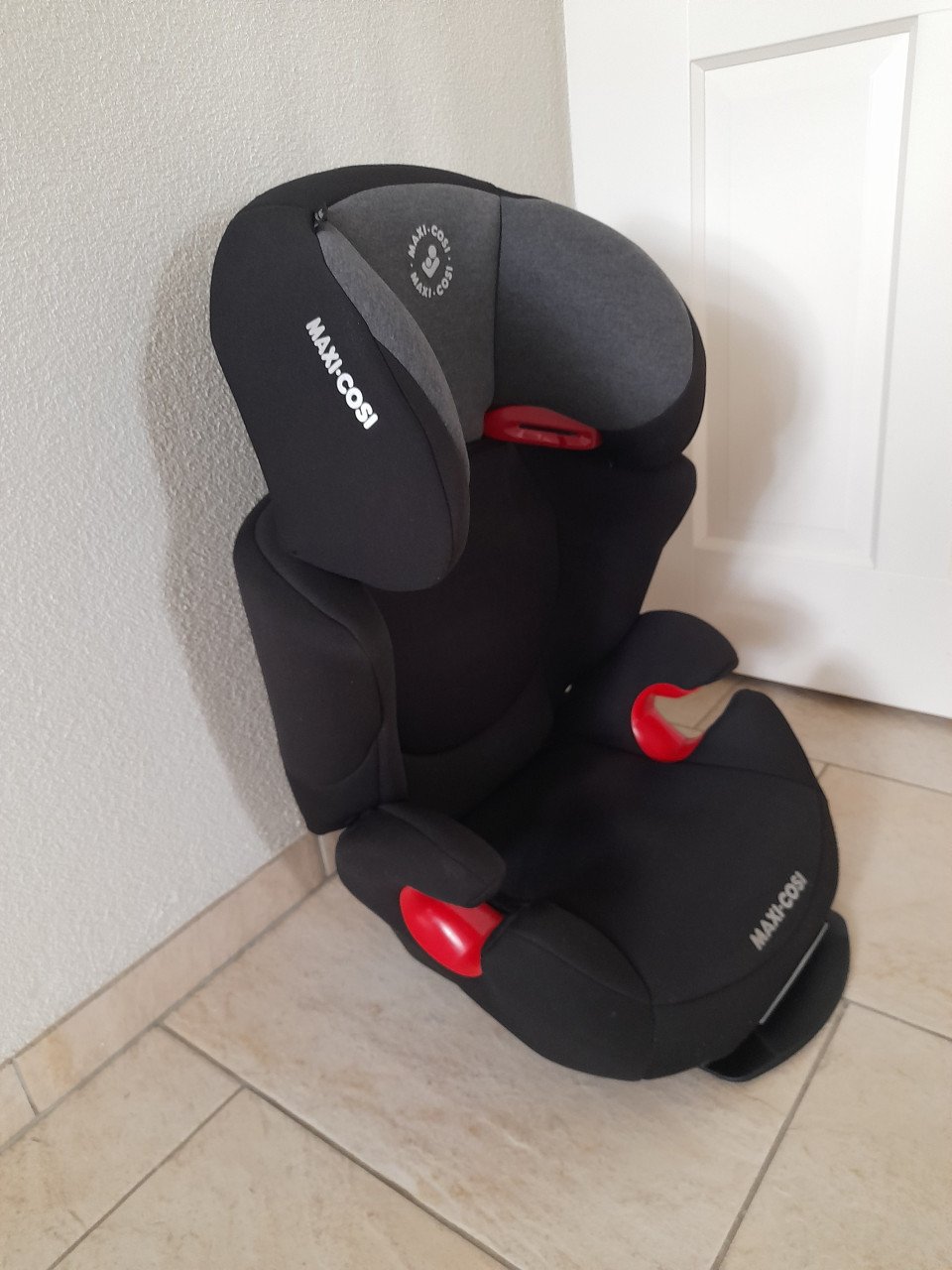 Maci - cosi rodi autostoel 15 / 36 kg (in goede nette staat )