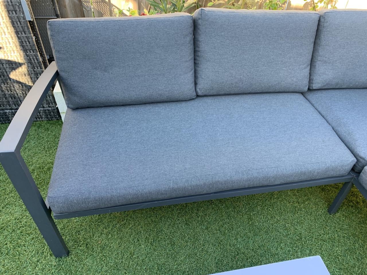 Loungset met kussens en eettafel en salontafel, Alminium.