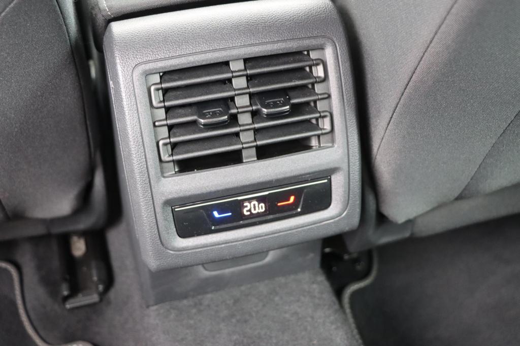 Volkswagen Golf 1.4 ehybrid style 204pk dsg6 | memory/massagestoelen | stuu