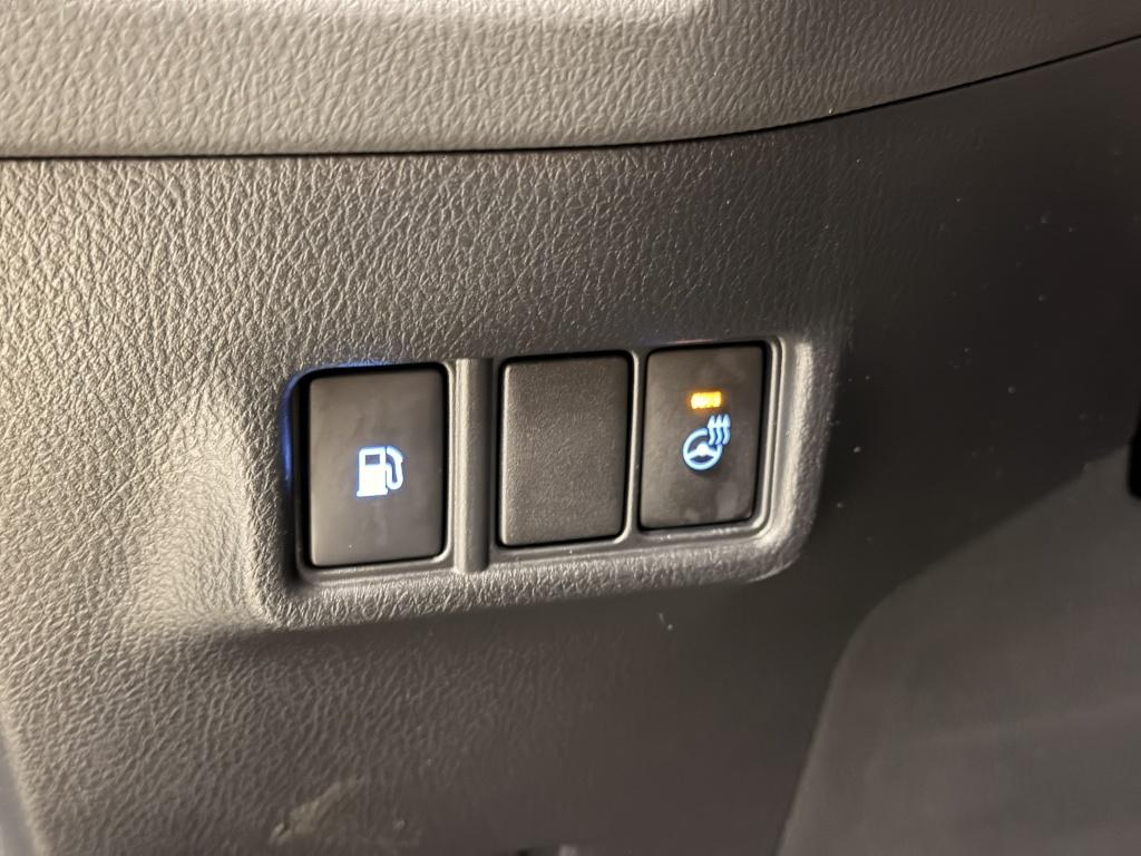 Toyota C-hr 1.8 hybrid executive