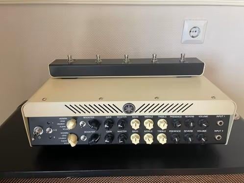 Yamaha Versterker THR100HD + Speaker THRC212