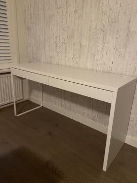 IKEA MICKE bureau (wit) – 142x50 cm