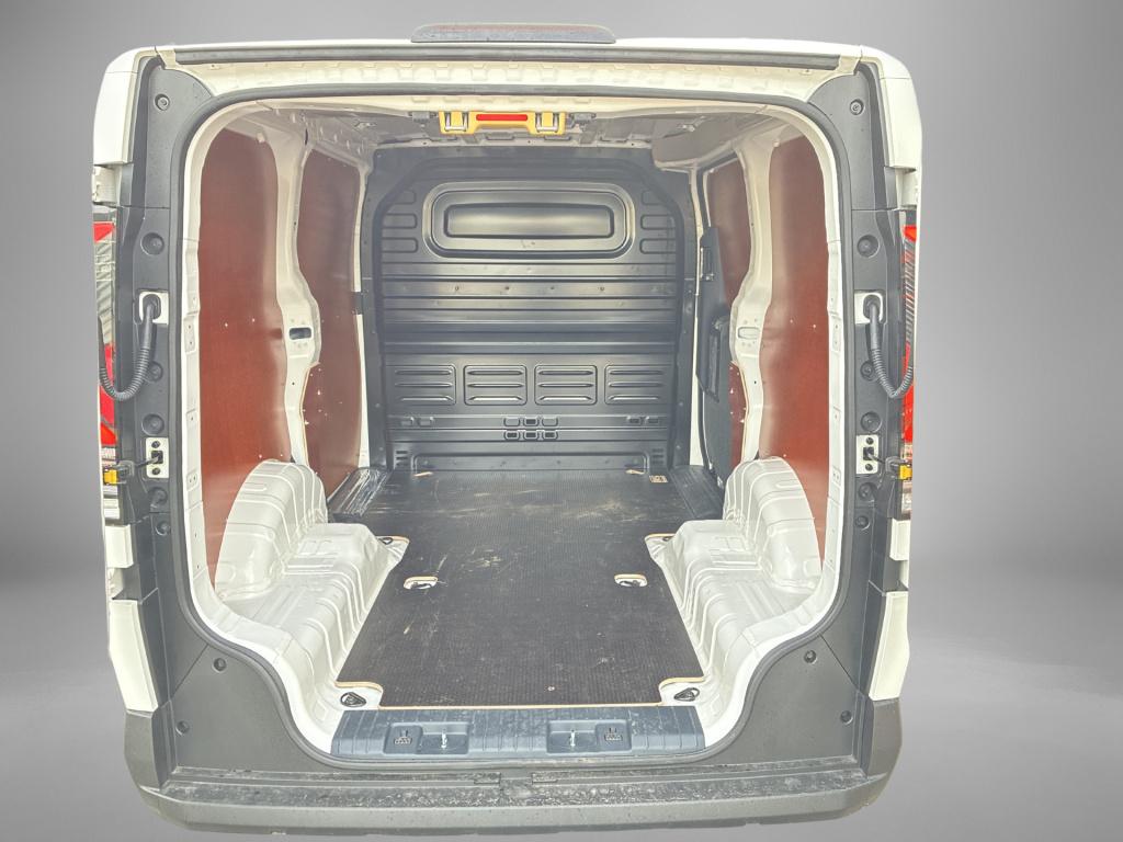 Kia Pv5 l2h1 essential 71.2 kwh | demonstratieauto | houten vloer en wanden