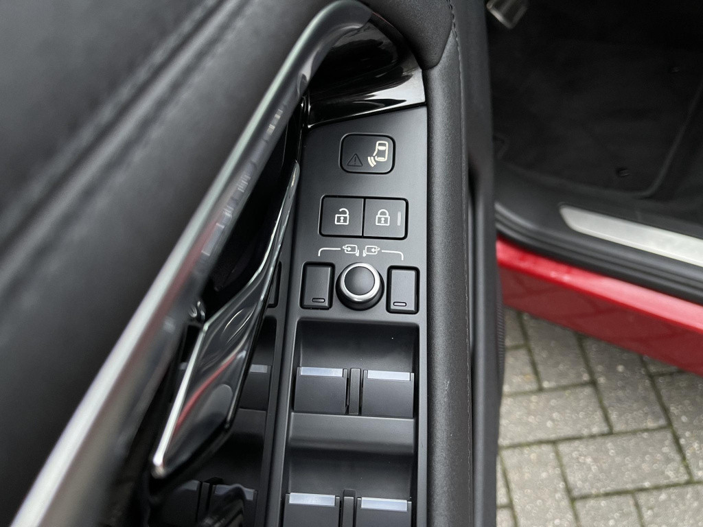 Land Rover Range Rover 1.5 p300e awd r-dynamic hse | tekhaak afneembaar | p
