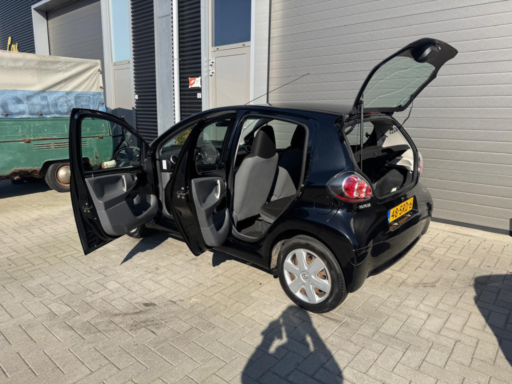 Toyota Aygo 1.0-12v now/nap/apk/airco/