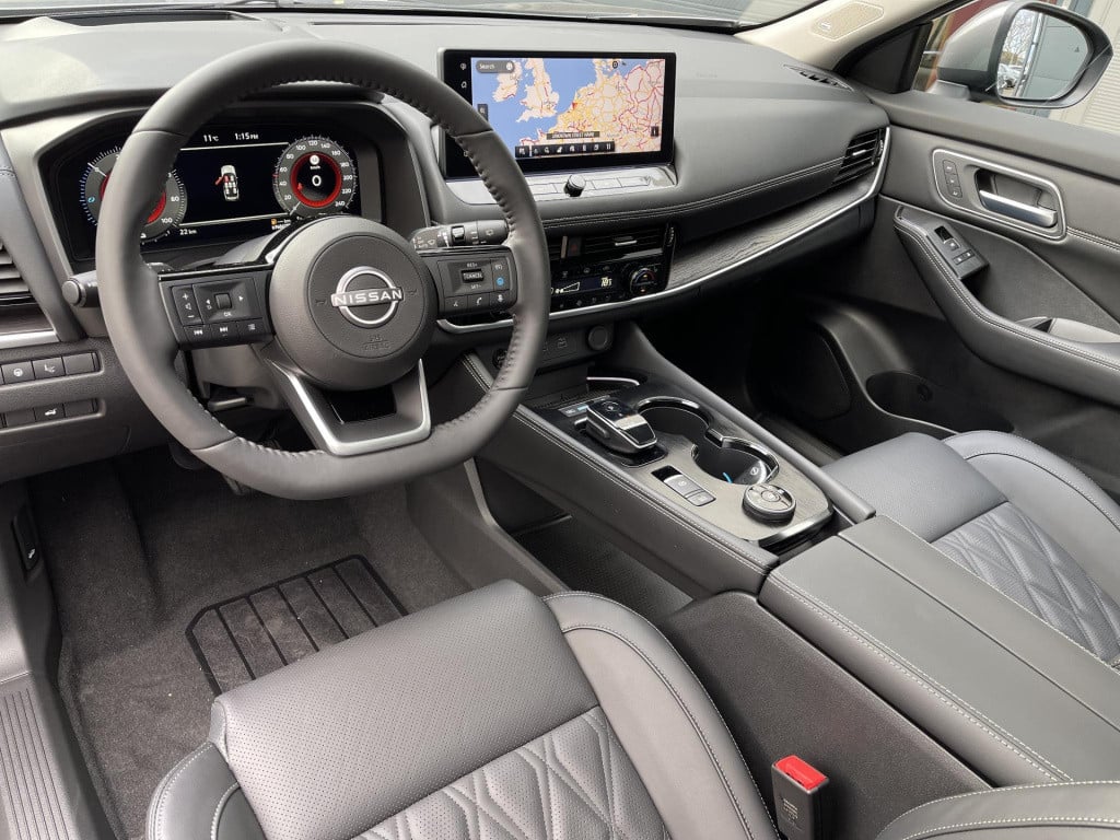 Nissan X-Trail 1.5 e-4orce tekna plus 4wd 7p.