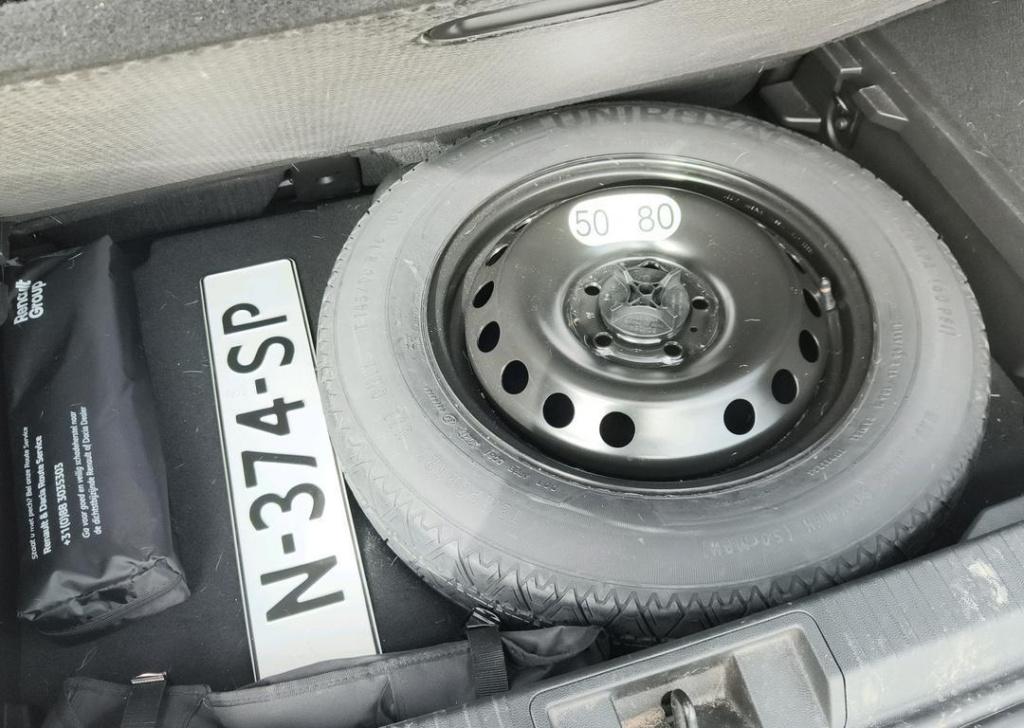 Renault Captur 1.6 e-tech hybrid 145 intens