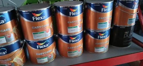 Diverse kleuren flexa muurverf in 2.5ltr blikken