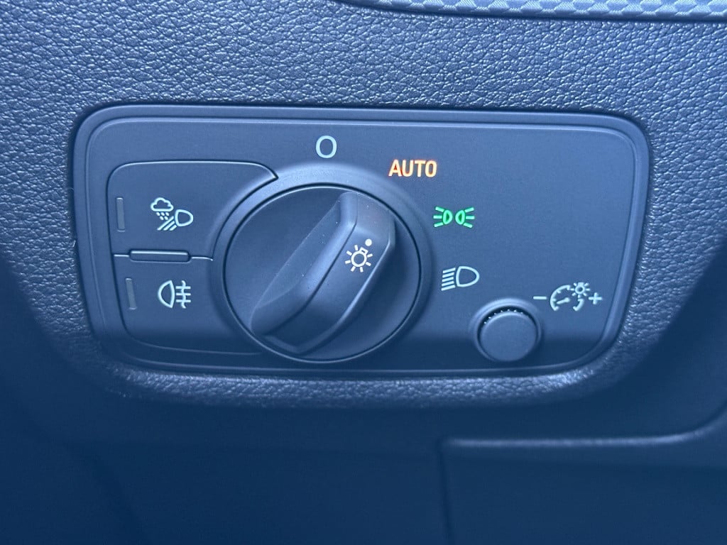 Audi Q2 35 tfsi 150pk s-tronic advanced | vernieuwd dashboard | camera | ca