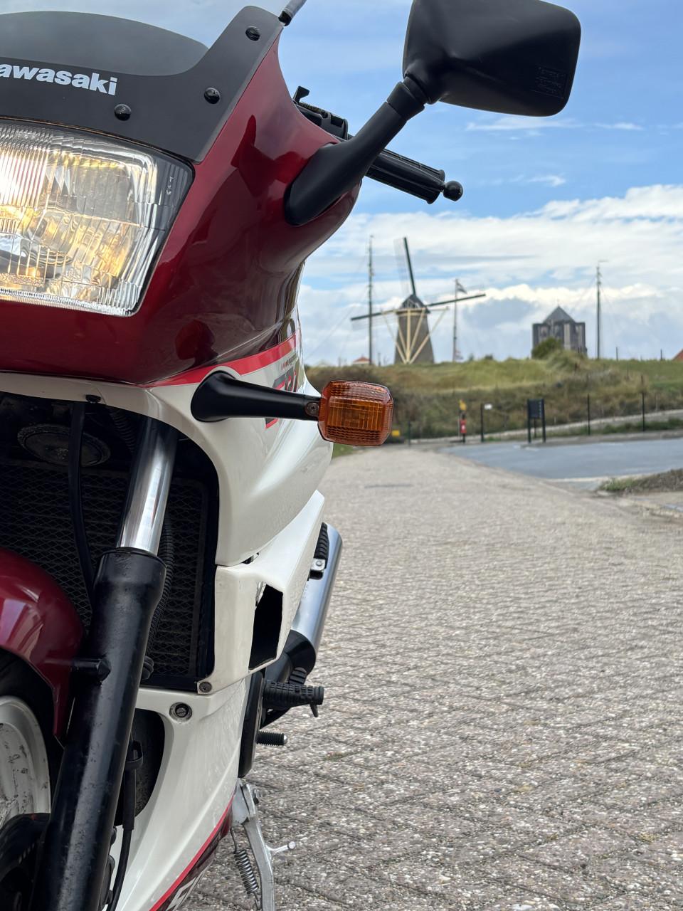 Kawasaki GPZ 500S