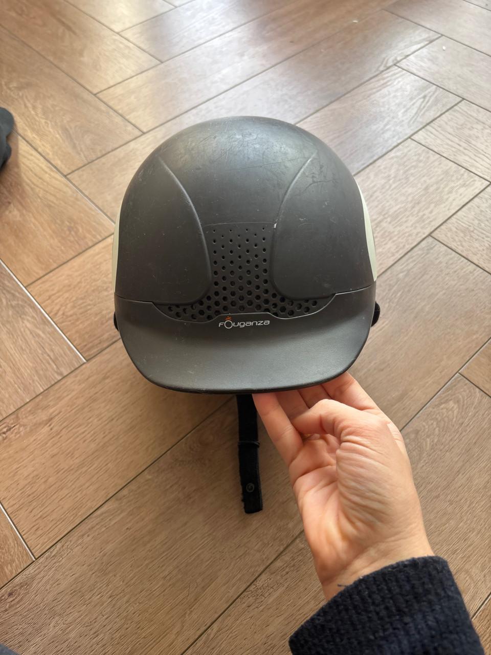 Fouganza paardrij cap maat 55-57