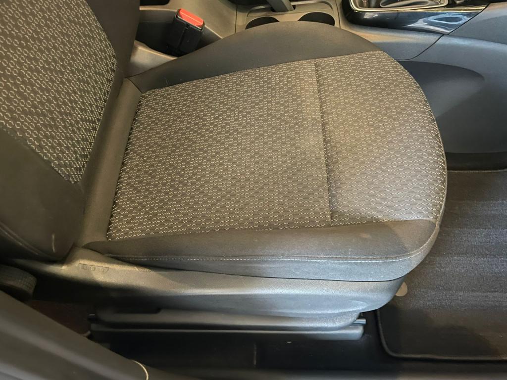 Opel Crossland X 1.2 turbo online edition